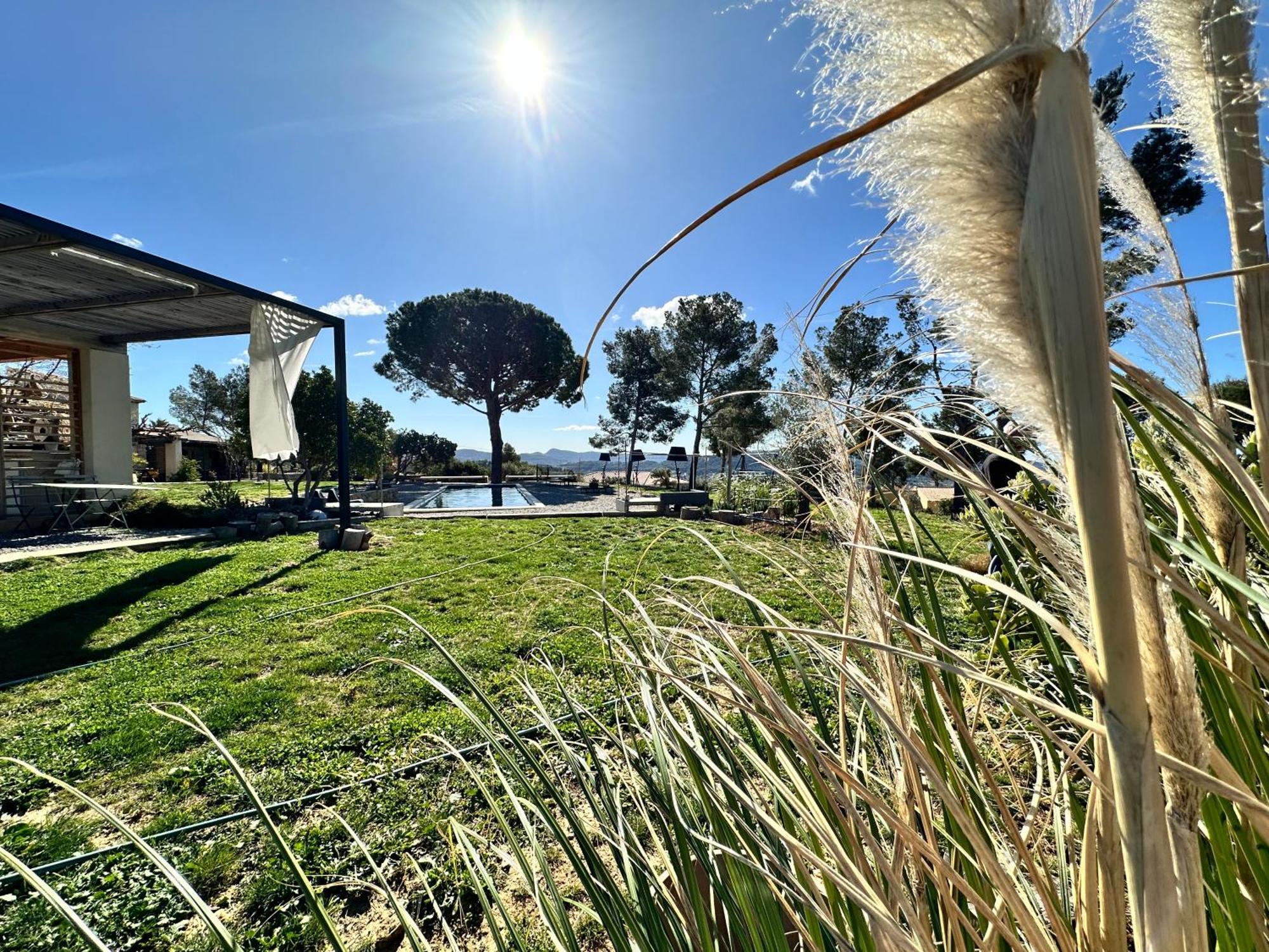Simple Home La Cadiere-d'Azur Bagian luar foto